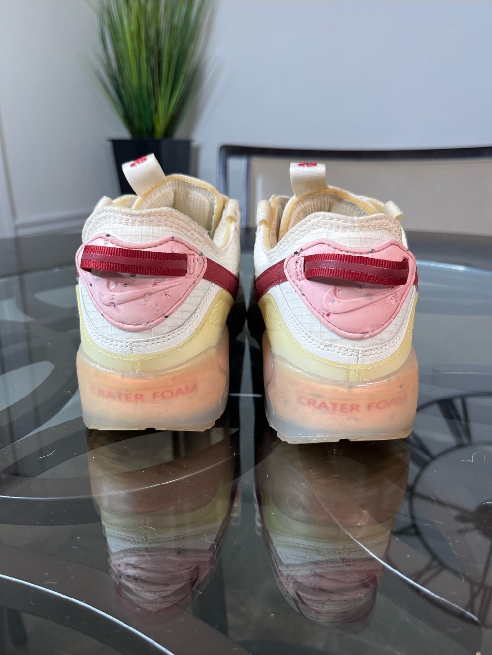Nike Womens Air Max 90 Terrascape DC9450-100 White Red Sneaker Shoes Size 10 - Picture 3 of 6